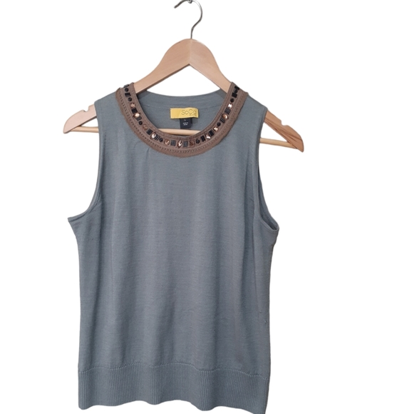 St John SoCa Merino Silk Cashmere Tank Sweater Green Beaded Neck Size Large - Picture 2 of 8